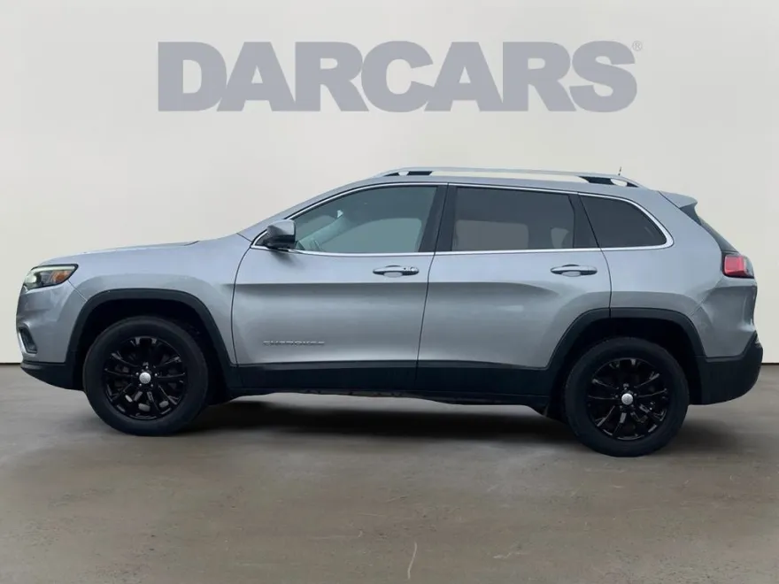 2019 Jeep Cherokee Latitude photo 1