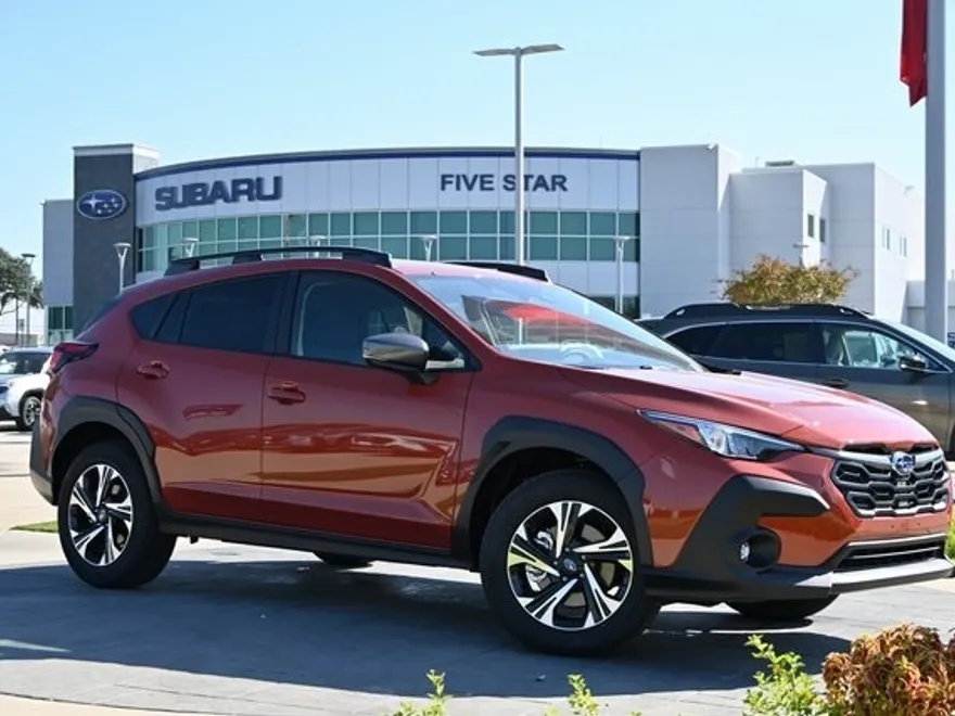 2025 Subaru Crosstrek Premium photo 1