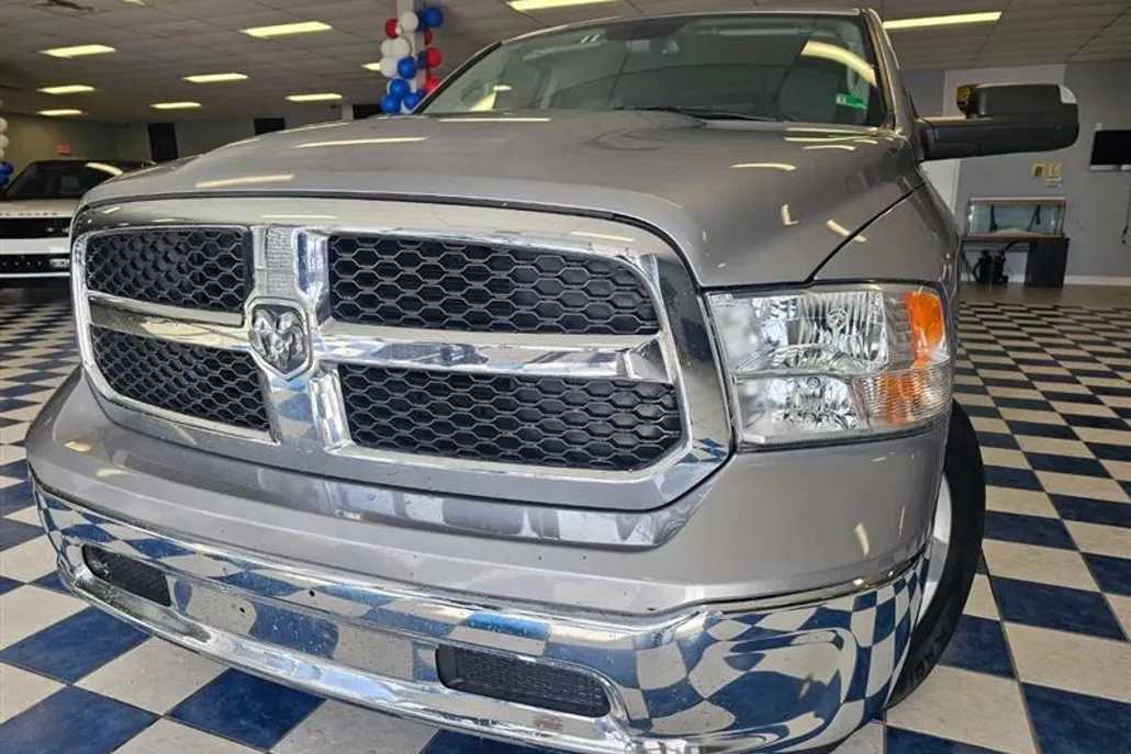 2022 Ram 1500 Classic SLT photo 1
