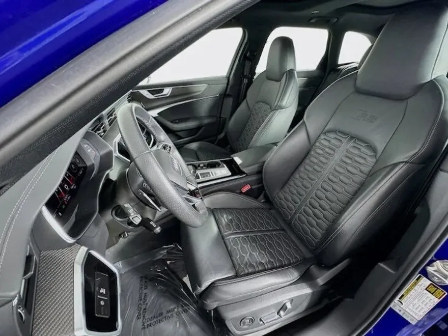 2022 Audi RS 6 Avant Base photo 1