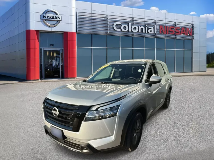 2022 Nissan Pathfinder S photo 1