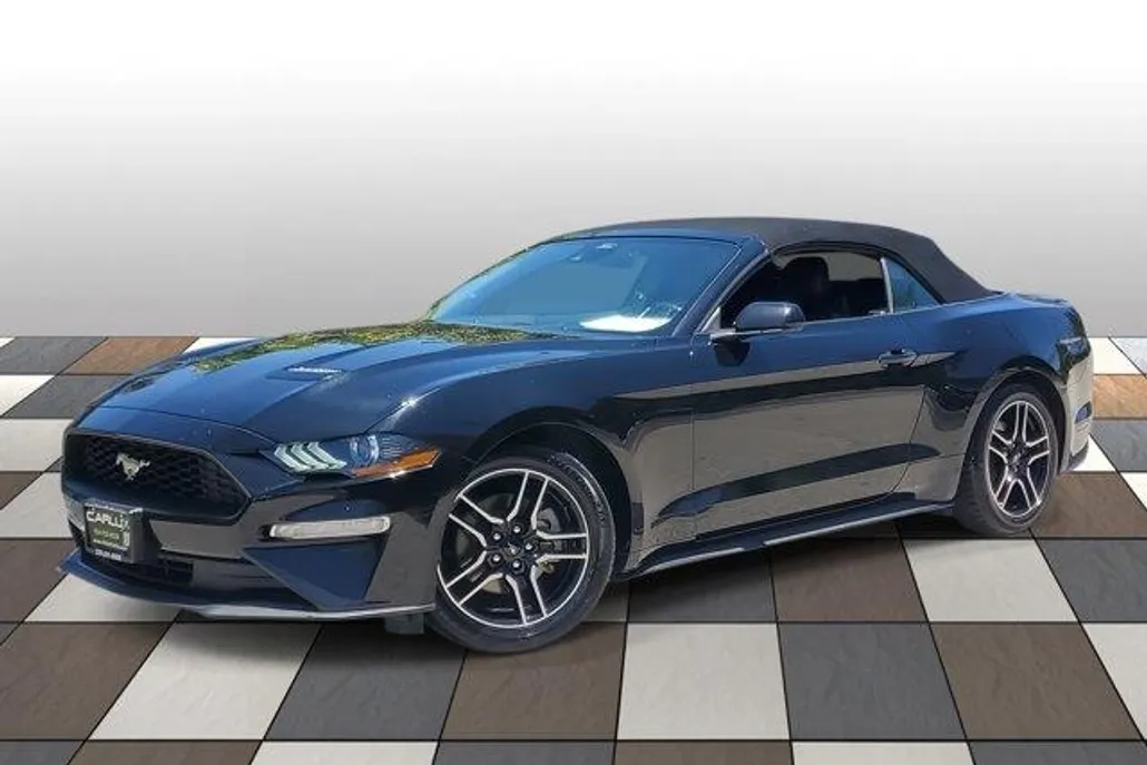 2022 Ford Mustang EcoBoost Premium photo 1