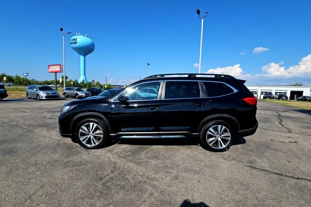 2019 Subaru Ascent Limited photo 1