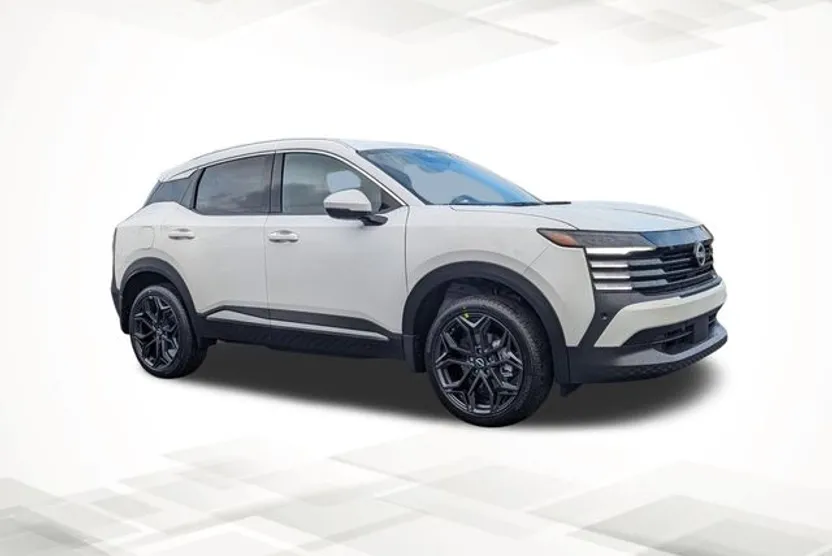 2025 Nissan Kicks SR photo 1