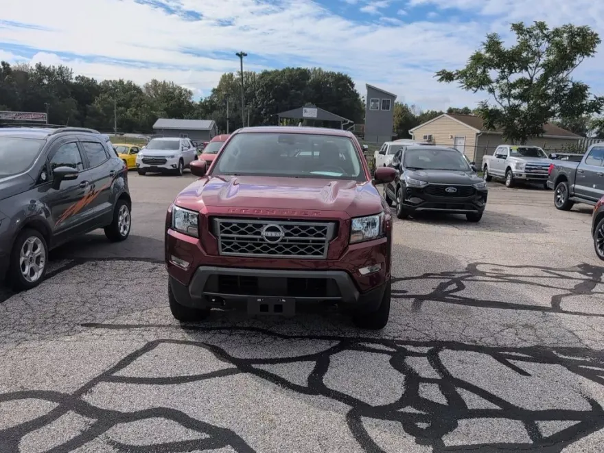2023 Nissan Frontier SV photo 1