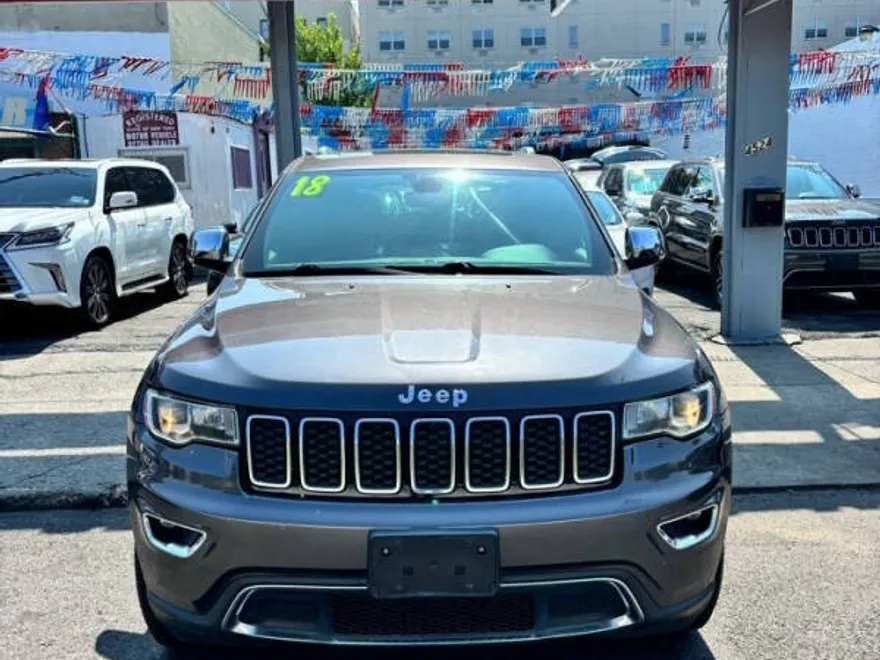 2018 Jeep Grand Cherokee Limited photo 1