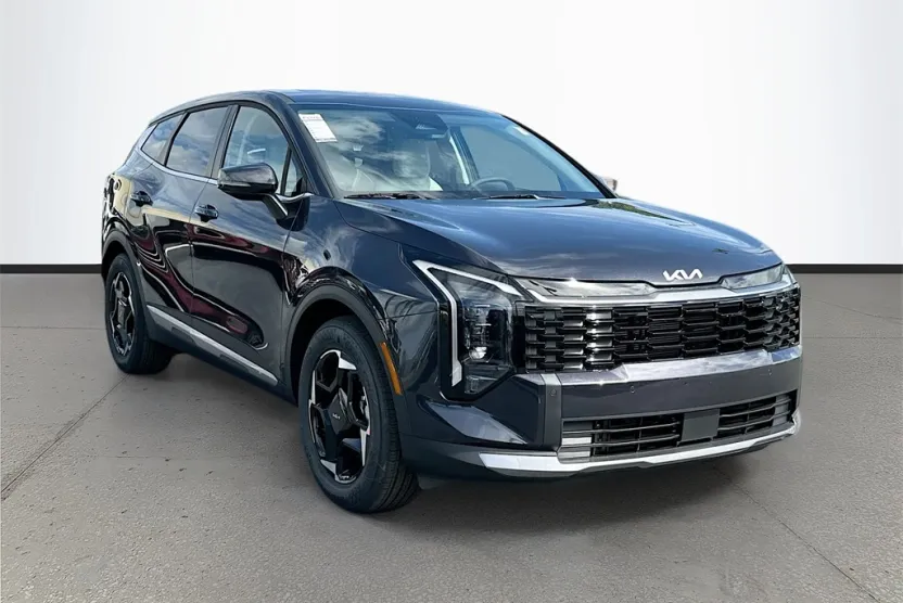2026 Kia Sportage EX photo 1