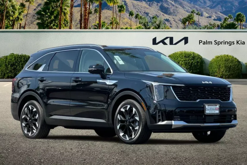 2025 Kia Sorento SX photo 1