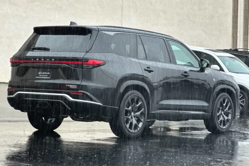 2026 Lexus TX 500h F SPORT Performance Premium photo 1