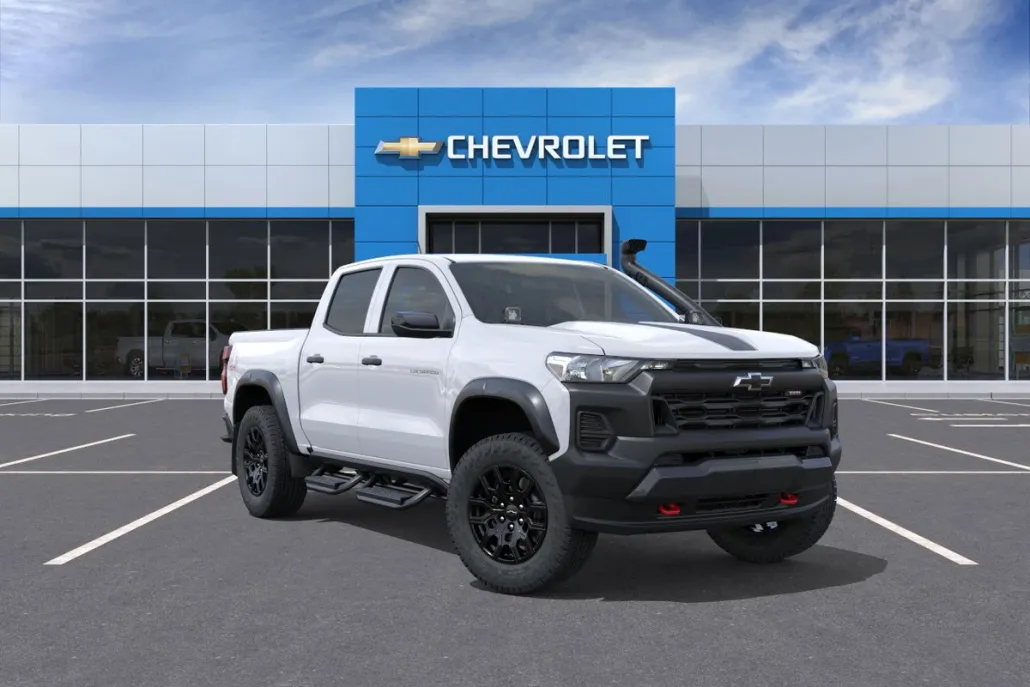 2025 Chevrolet Colorado Trail Boss photo 1