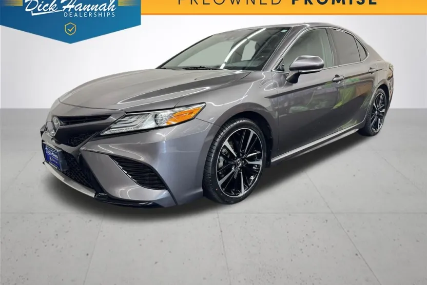 2020 Toyota Camry XSE photo 1