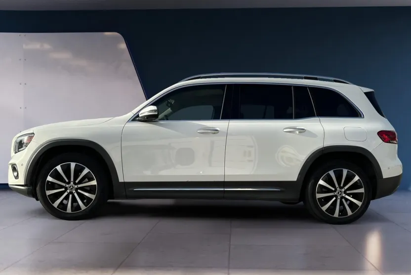 2021 Mercedes Benz GLB 250 photo 1