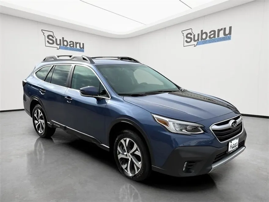 2022 Subaru Outback Limited photo 1