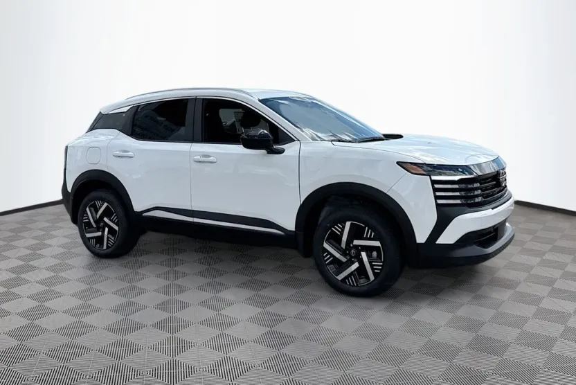 2026 Nissan Kicks SV photo 1