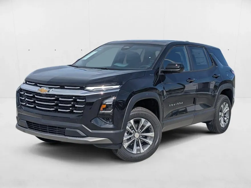 2025 Chevrolet Equinox LT photo 1