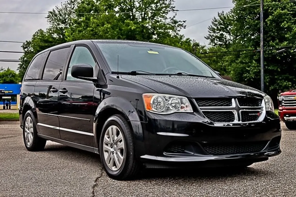 2016 Dodge Grand Caravan SE photo 1