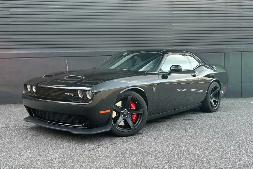 2020 Dodge Challenger SRT8 Hellcat photo 1