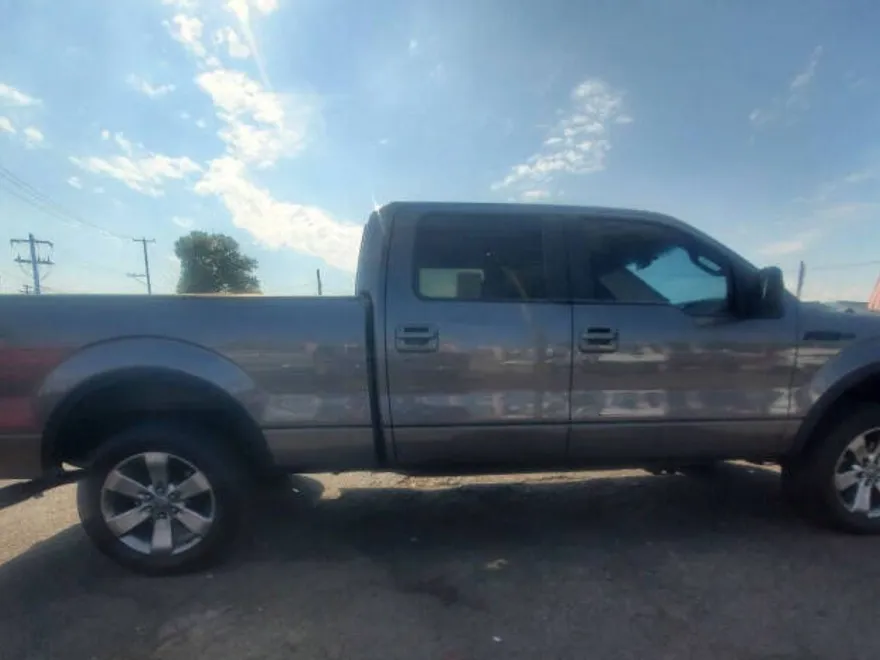 2014 Ford F-150 Platinum photo 1