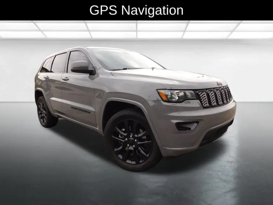 2021 Jeep Grand Cherokee Laredo photo 1