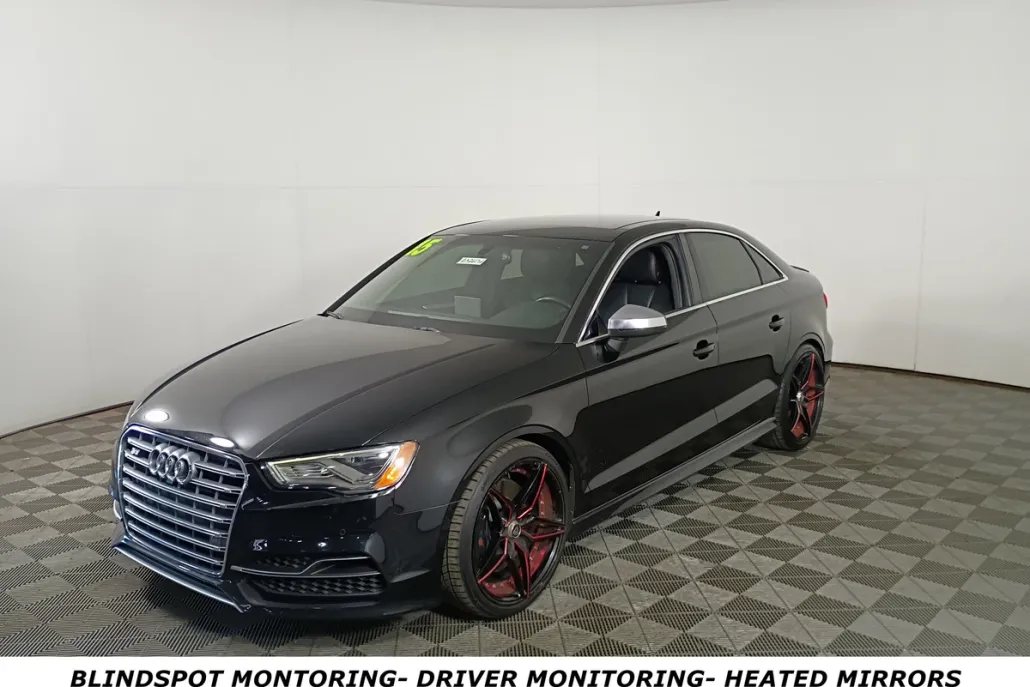2015 Audi S3 Prestige photo 1