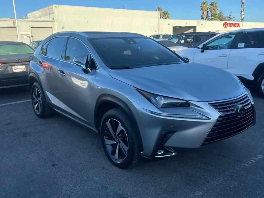 2020 Lexus NX 300 Premium photo 1