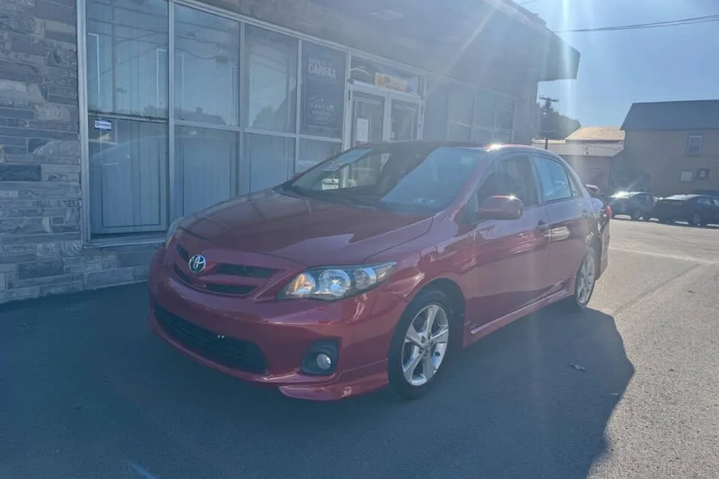 2011 Toyota Corolla S photo 1