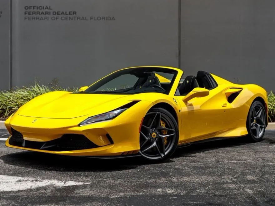 2022 Ferrari F8 Spider photo 1