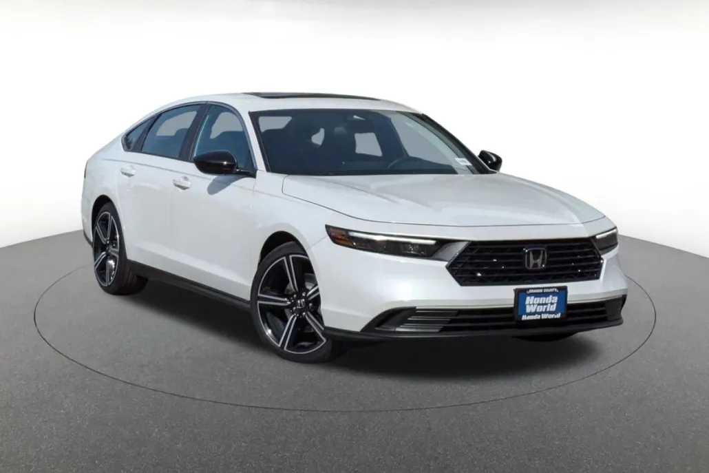 2025 Honda Accord Hybrid Sport photo 1