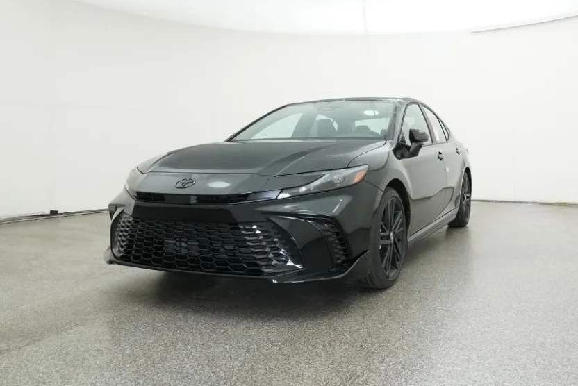 2026 Toyota Camry photo 1