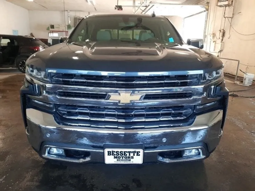2021 Chevrolet Silverado 1500 LTZ photo 1
