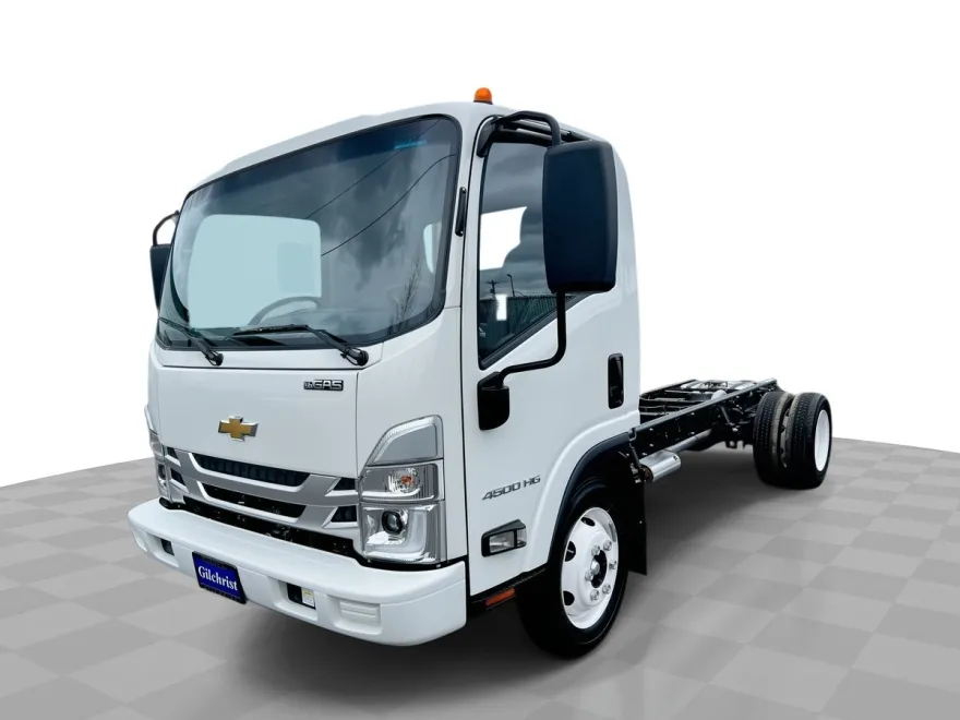 2025 Chevrolet Silverado 4500HD photo 1