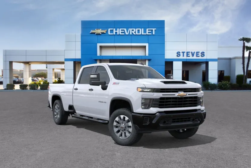 2026 Chevrolet Silverado 2500HD Custom photo 1