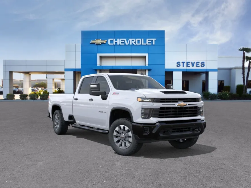 2026 Chevrolet Silverado 2500HD Custom photo 1