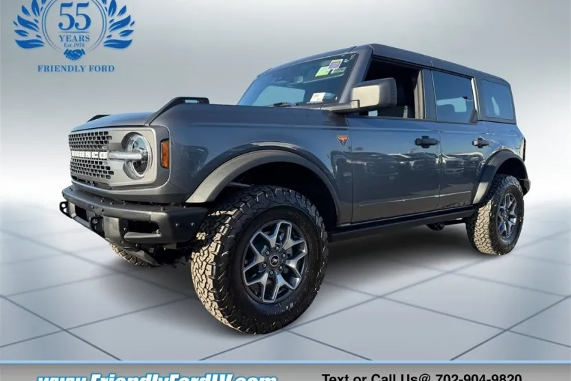 2025 Ford Bronco Badlands photo 1