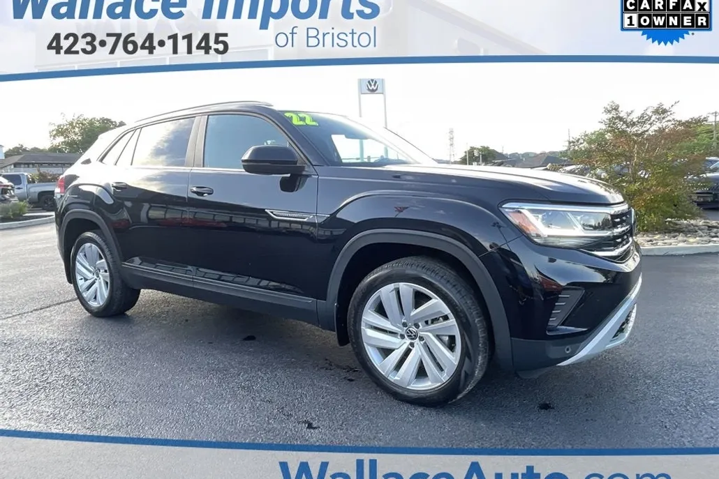 2022 Volkswagen Atlas Cross Sport V6 SE Technology photo 1