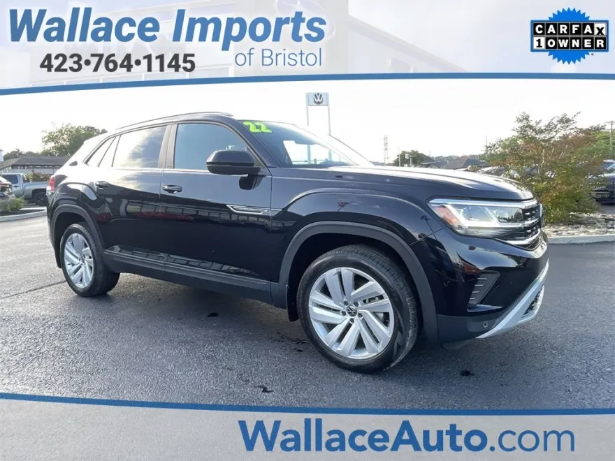 2022 Volkswagen Atlas Cross Sport V6 SE Technology photo 1