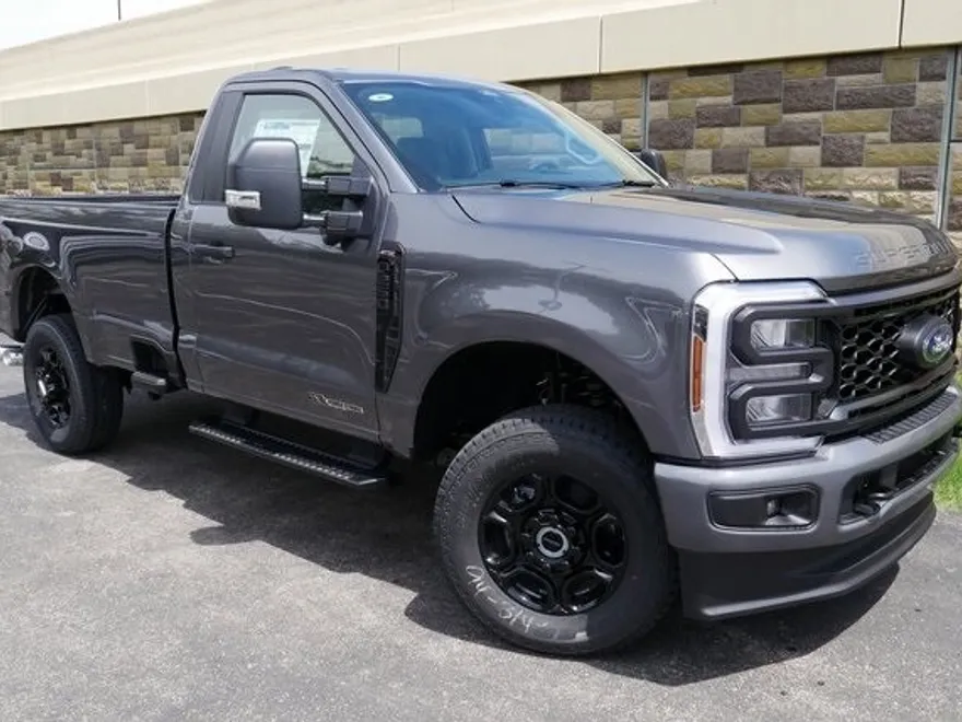 2025 Ford F-250 XL photo 1