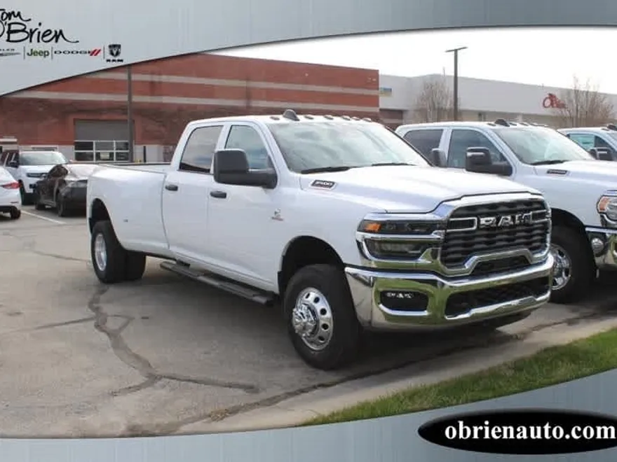 2025 Ram 3500 Tradesman photo 1