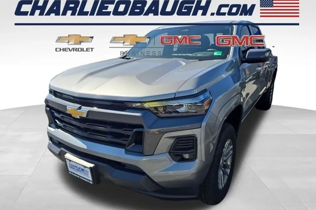 2026 Chevrolet Colorado LT photo 1