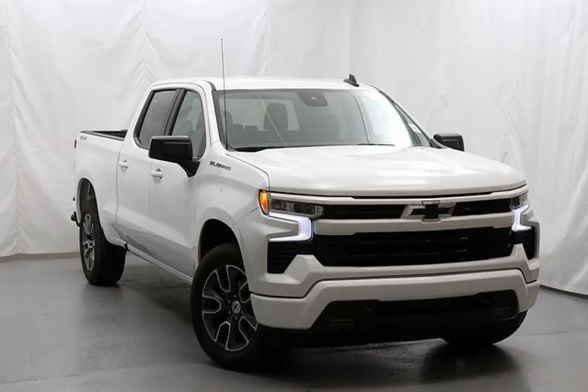 2024 Chevrolet Silverado 1500 RST photo 1