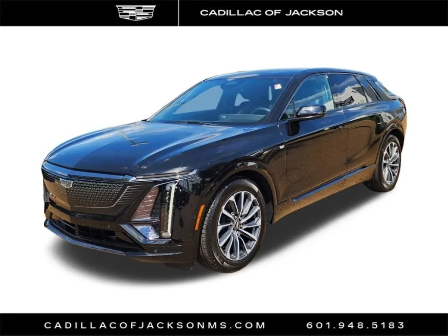 2024 Cadillac Lyriq Sport photo 1