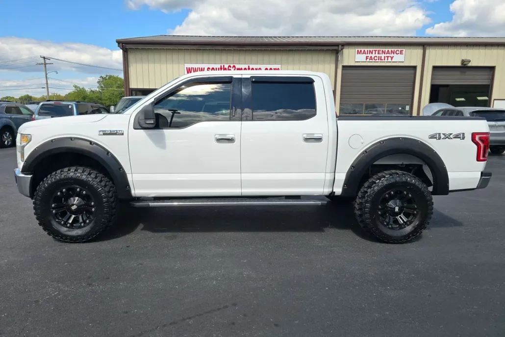2015 Ford F-150 photo 1