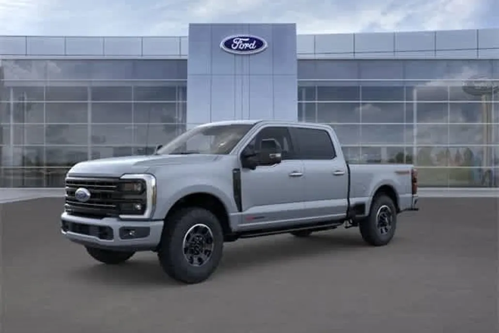 2025 Ford F-250 Platinum photo 1