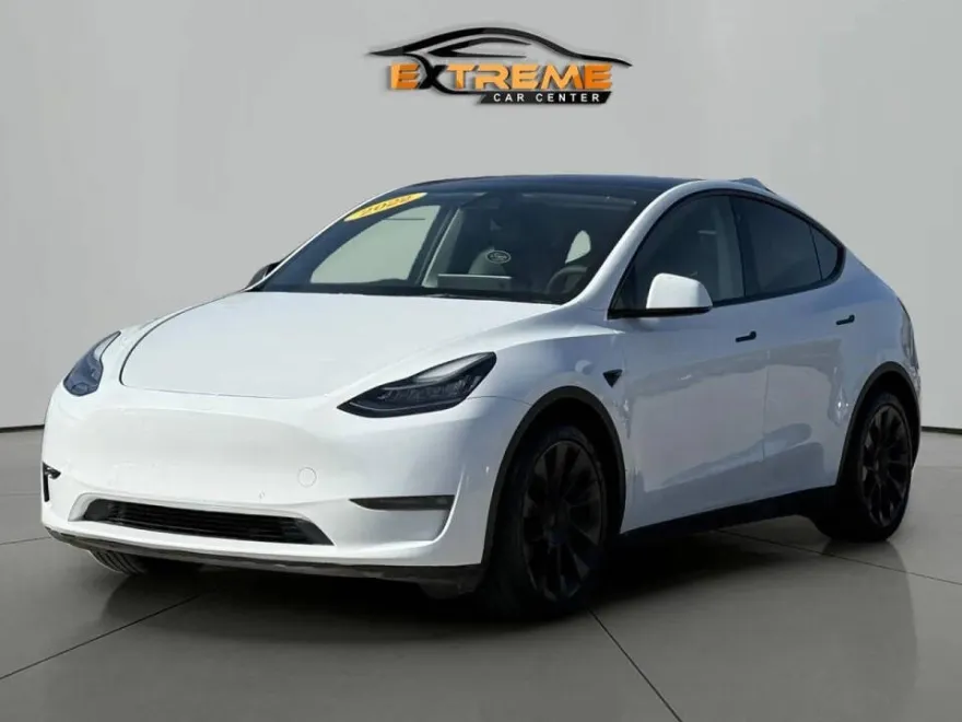 2022 Tesla Model Y Long Range photo 1