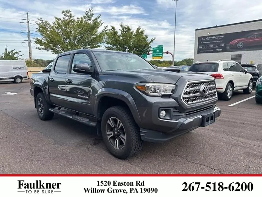 2016 Toyota Tacoma TRD Sport V6 photo 1