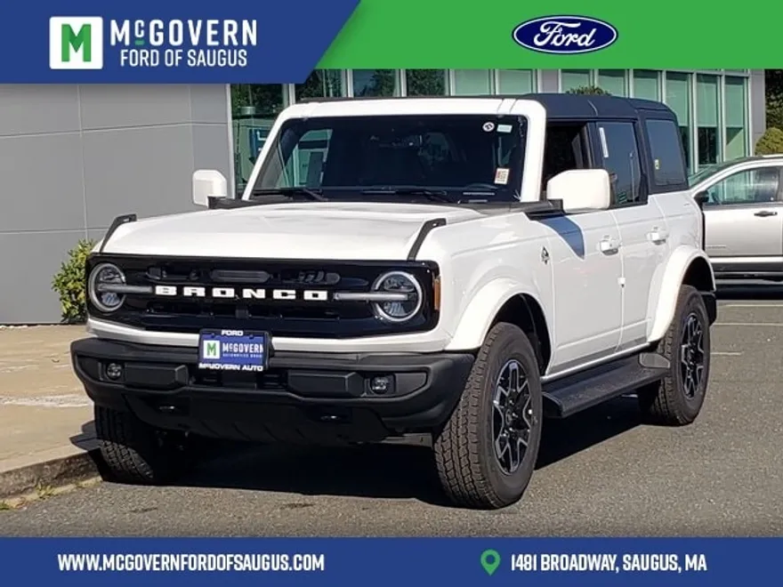 2025 Ford Bronco Outer Banks photo 1