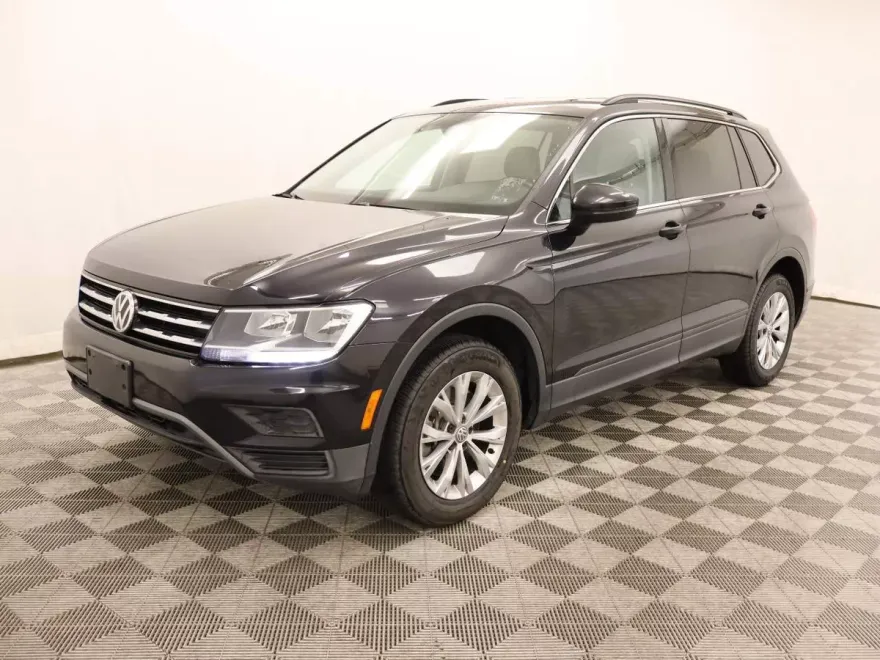 2019 Volkswagen Tiguan SE photo 1