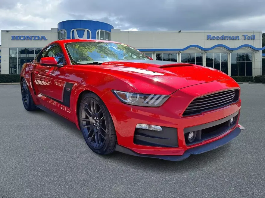 2017 Ford Mustang GT Premium photo 1