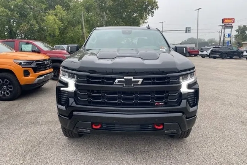 2026 Chevrolet Silverado 1500 LT Trail Boss photo 1
