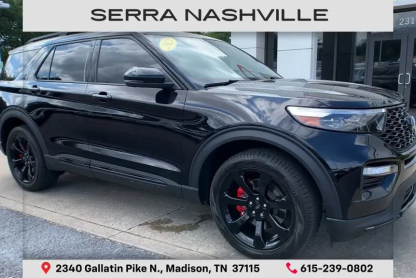 2023 Ford Explorer ST photo 1